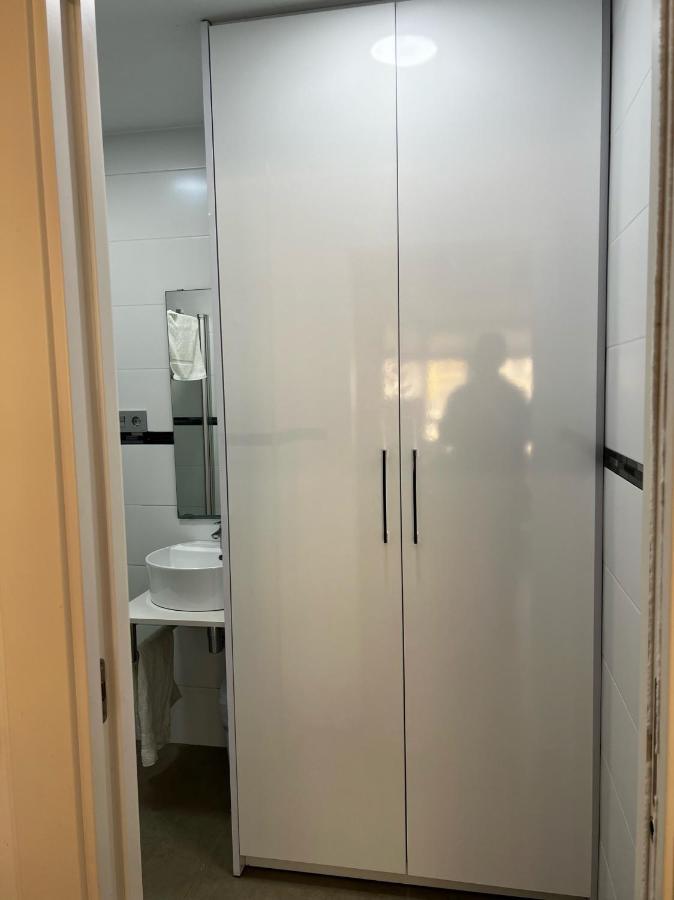 Modern Apartment In La Nogalera 托雷莫利诺斯 外观 照片