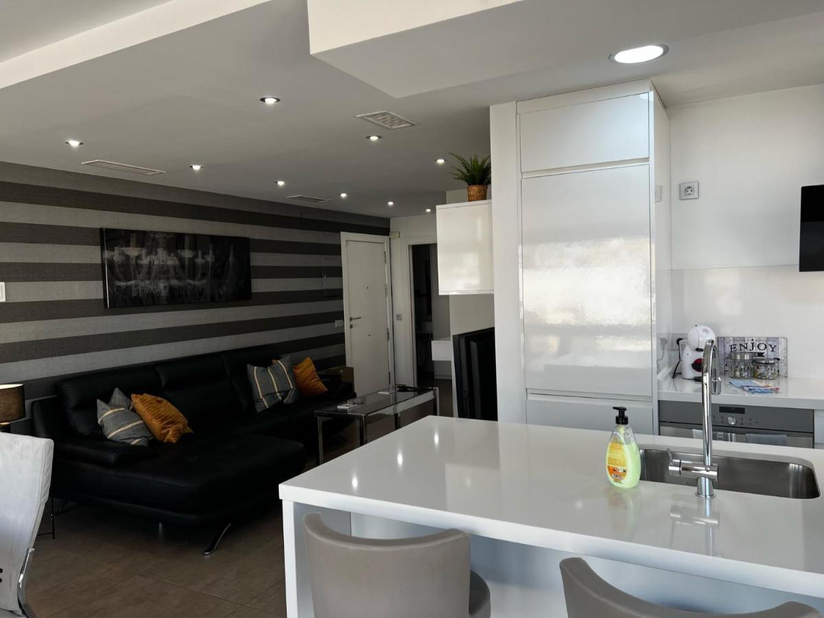 Modern Apartment In La Nogalera 托雷莫利诺斯 外观 照片