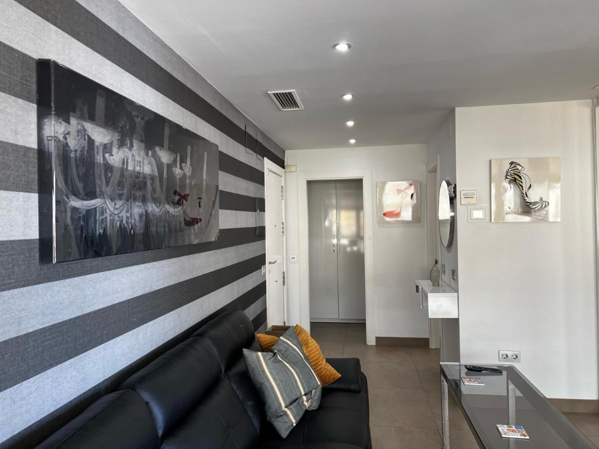 Modern Apartment In La Nogalera 托雷莫利诺斯 外观 照片