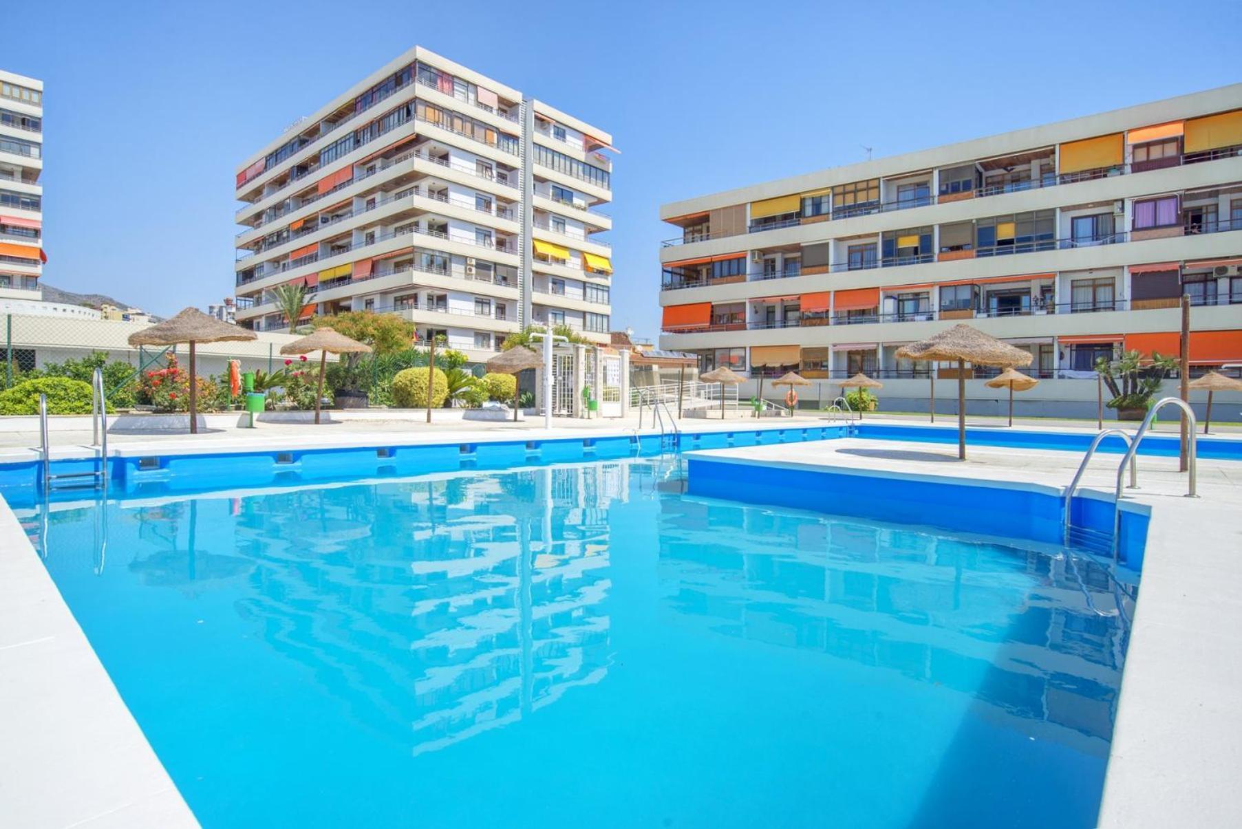 Modern Apartment In La Nogalera 托雷莫利诺斯 外观 照片